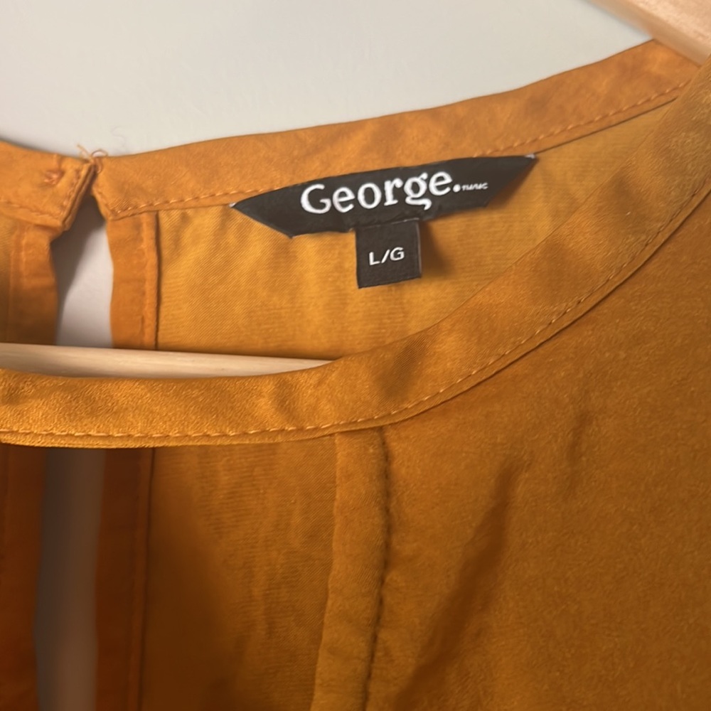 Mustard blouse - Picture 2 of 2